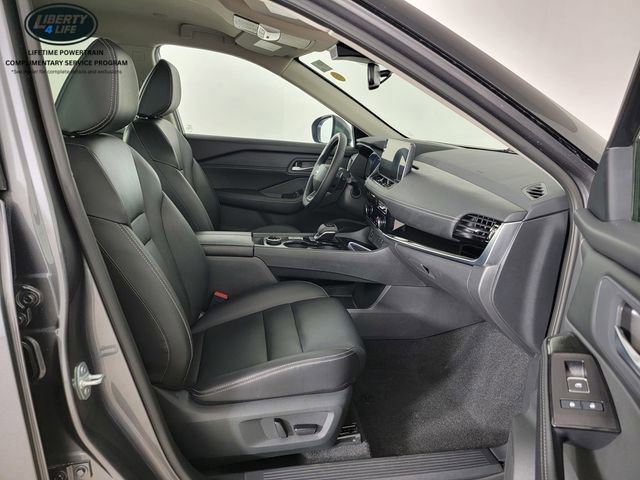 Used 2026 Nissan Rogue SL AWD/4WD image 19
