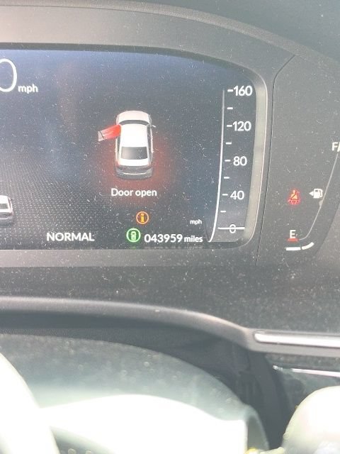 Used 2024 Honda Civic Touring image 10