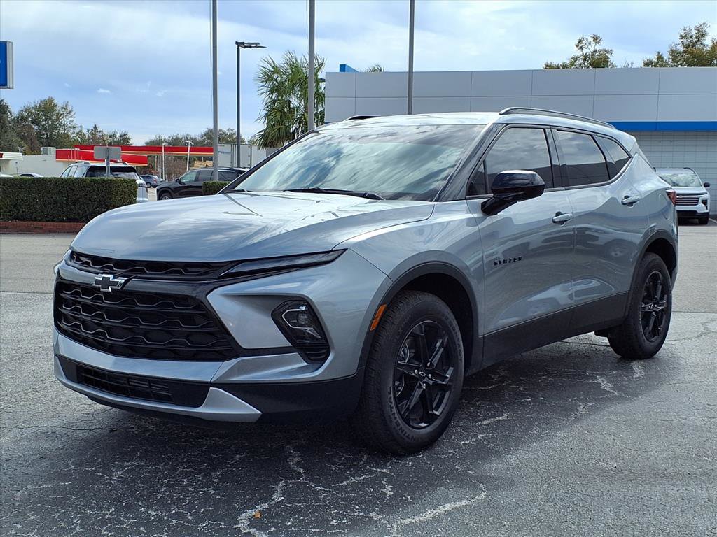 Certified 2025 Chevrolet Blazer LT w/ Midnight/Sport Edition image 24