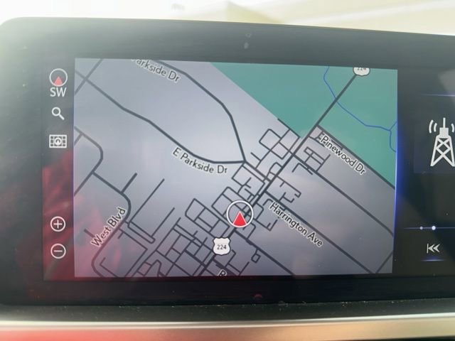 Used 2023 Lexus GX 460 Premium w/ Premium Package image 11