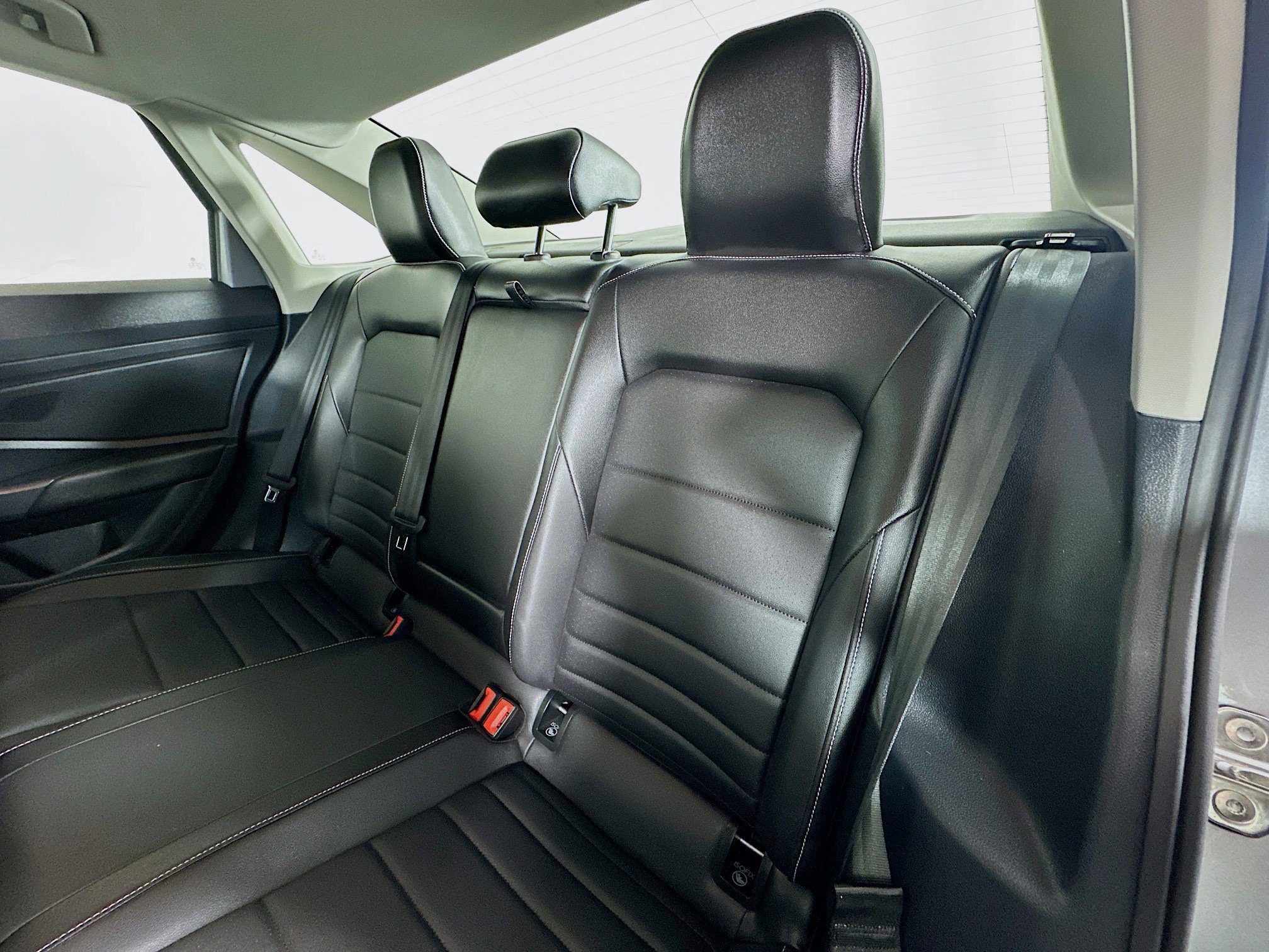 Certified 2022 Volkswagen Jetta SE image 23