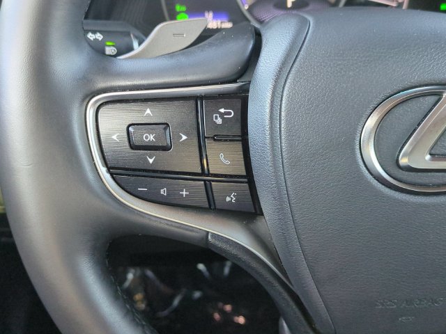 Used 2025 Lexus ES 300h w/ Premium Package FWD image 12