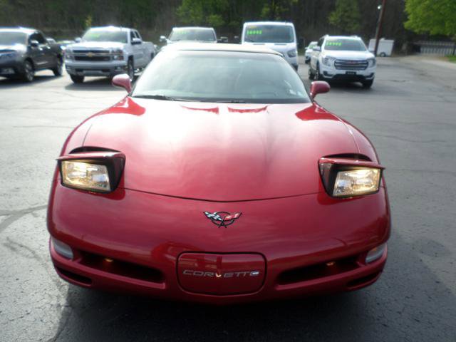 Used 2004 Chevrolet Corvette Convertible w/ Preferred Equipment Group image 11