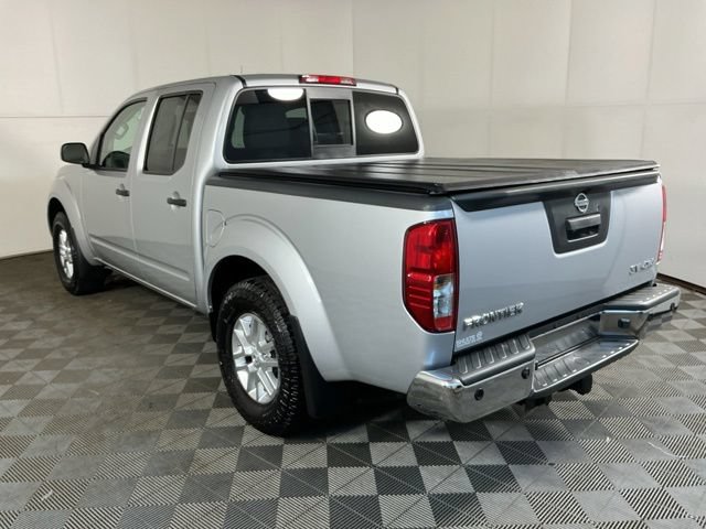 Used 2015 Nissan Frontier SV w/ SV Value Truck Package AWD/4WD image 9