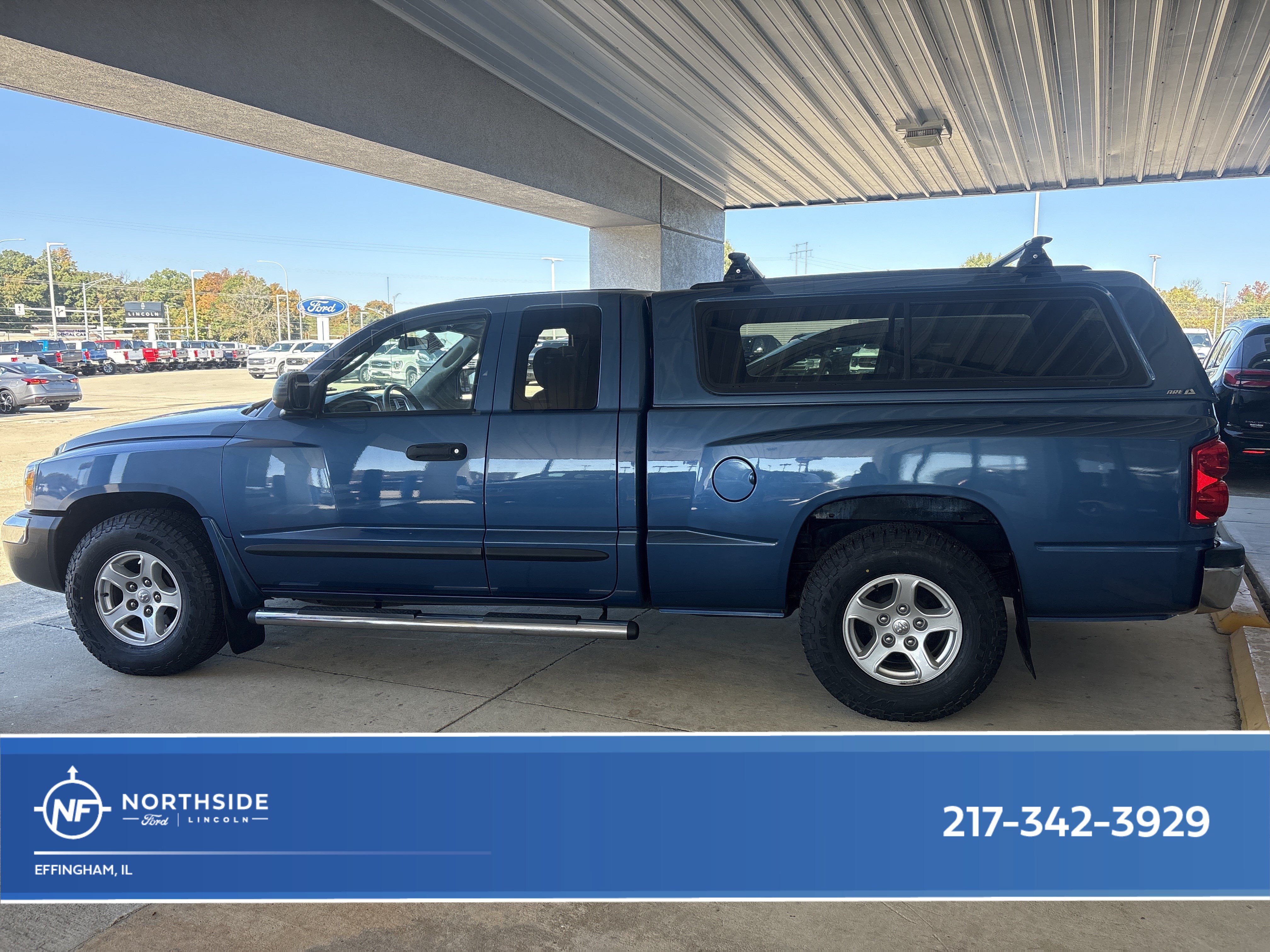 Used 2005 Dodge Dakota SLT