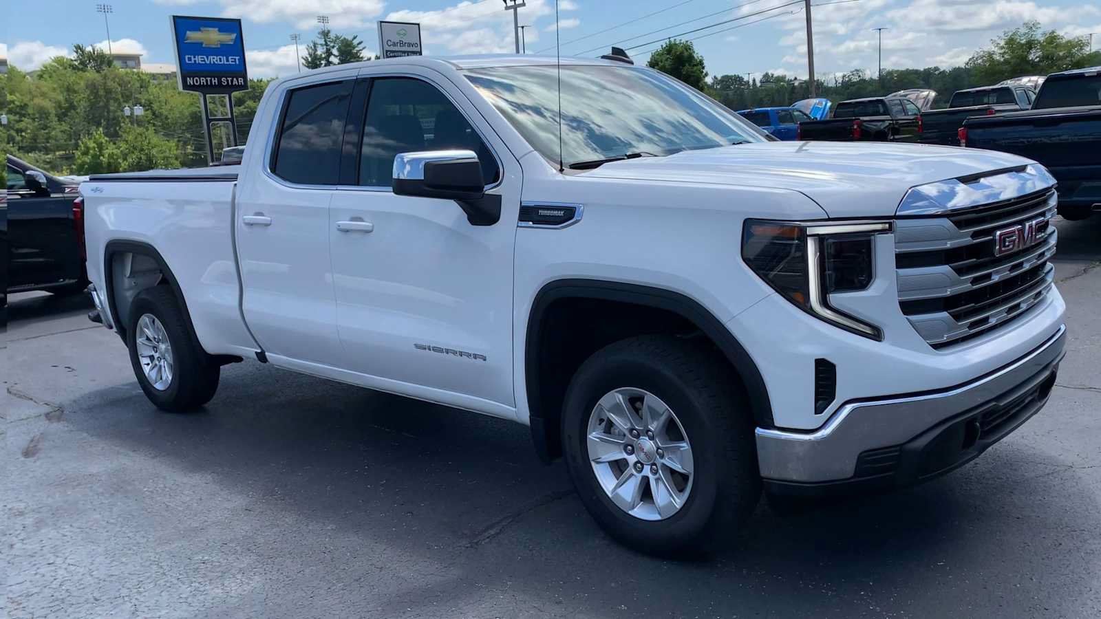 Certified 2024 GMC Sierra 1500 SLE AWD/4WD image 2