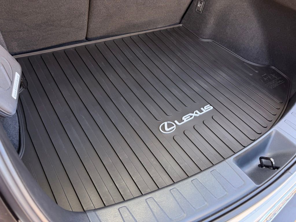 Certified 2022 Lexus UX 200 UX 200 5-DR SUV image 14