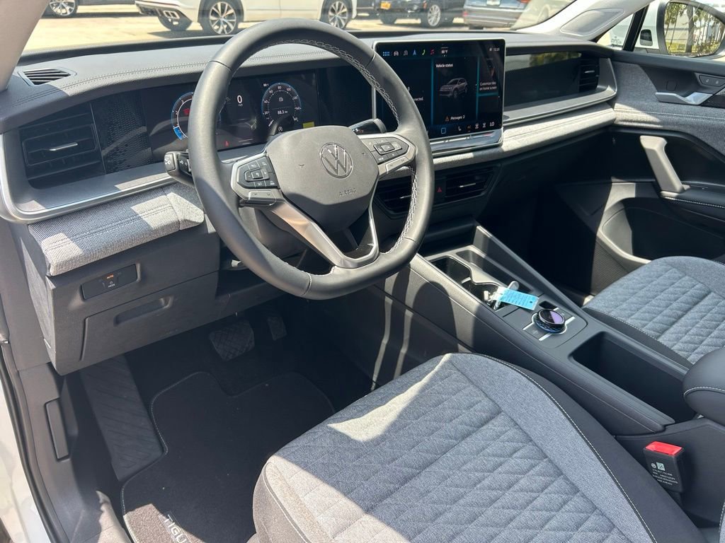 Used 2025 Volkswagen Tiguan S image 45