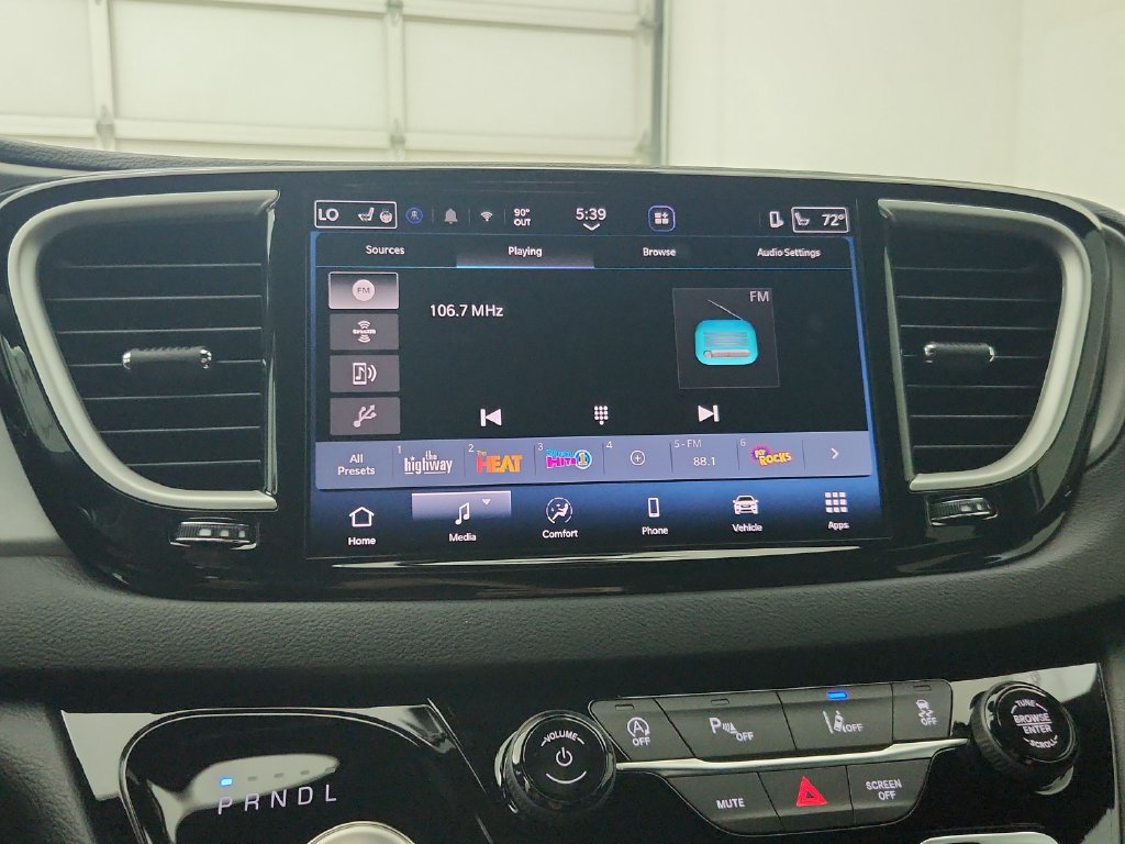 New 2027 Chrysler Pacifica LX FWD image 23