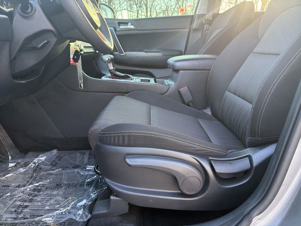 Certified 2021 Kia Sportage LX image 13