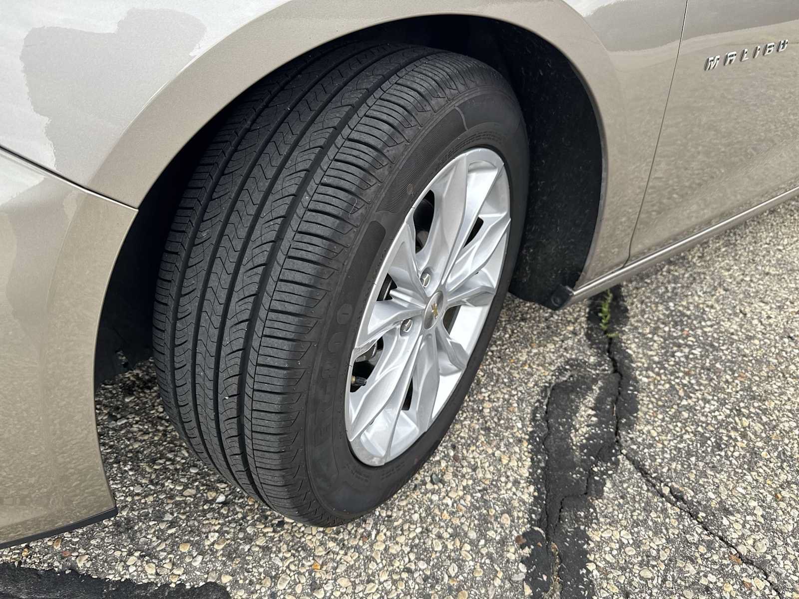 Certified 2024 Chevrolet Malibu LT FWD image 3