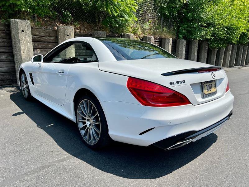 Used 2017 Mercedes-Benz SL 550 image 34