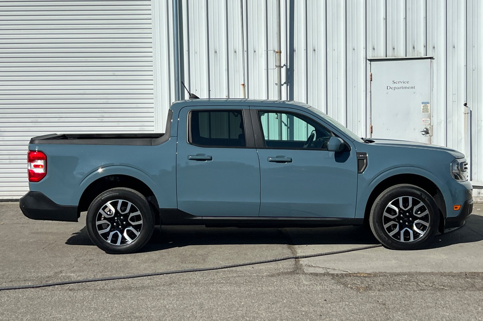 Certified 2022 Ford Maverick Lariat w/ Lariat Luxury Package FWD image 3