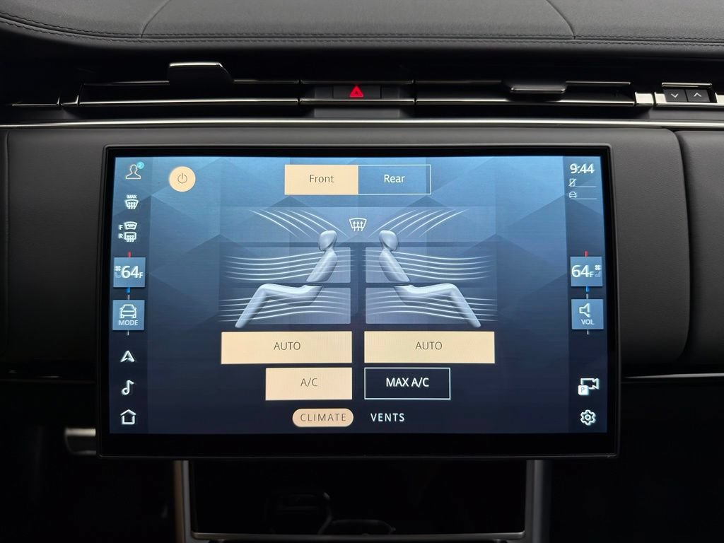 Certified 2025 Land Rover Range Rover SE AWD/4WD image 13