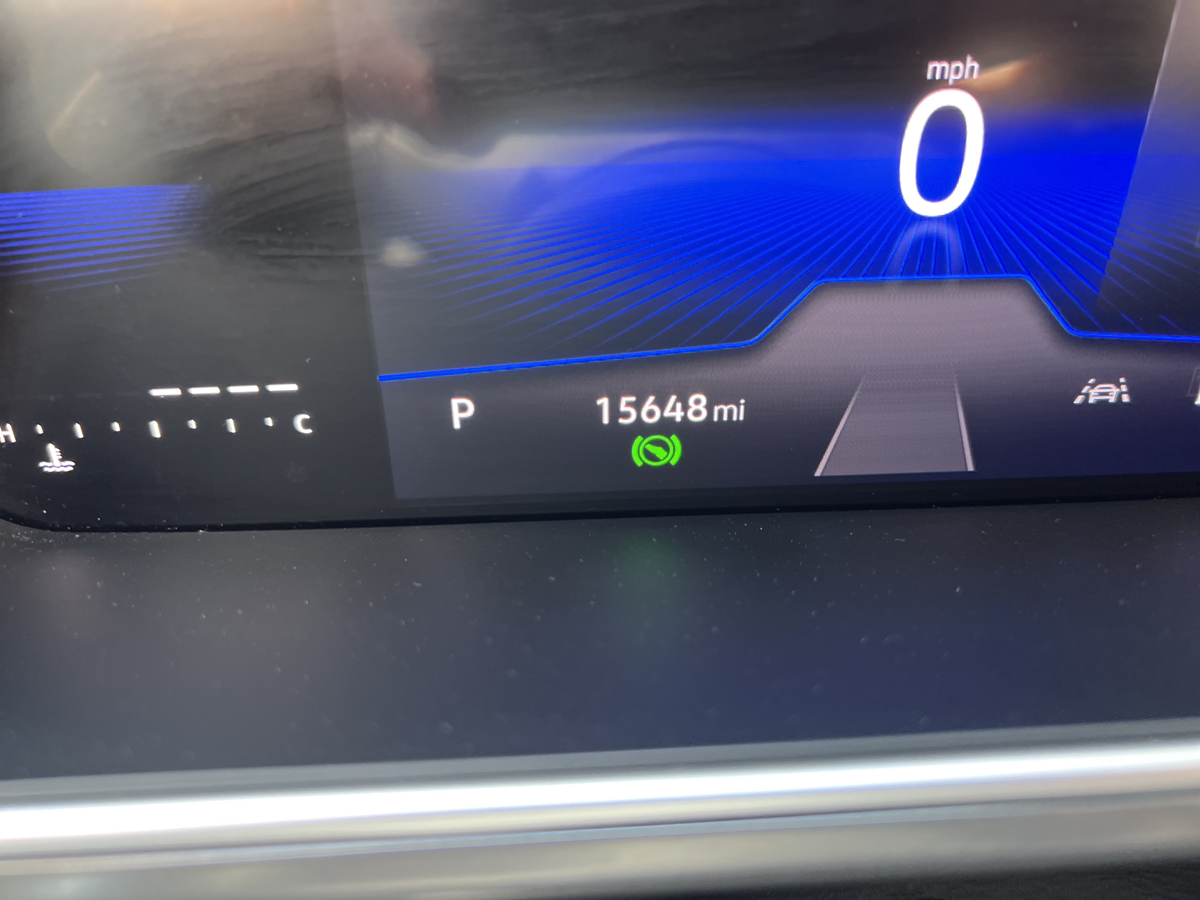 Certified 2025 Volkswagen Taos SE AWD/4WD image 20