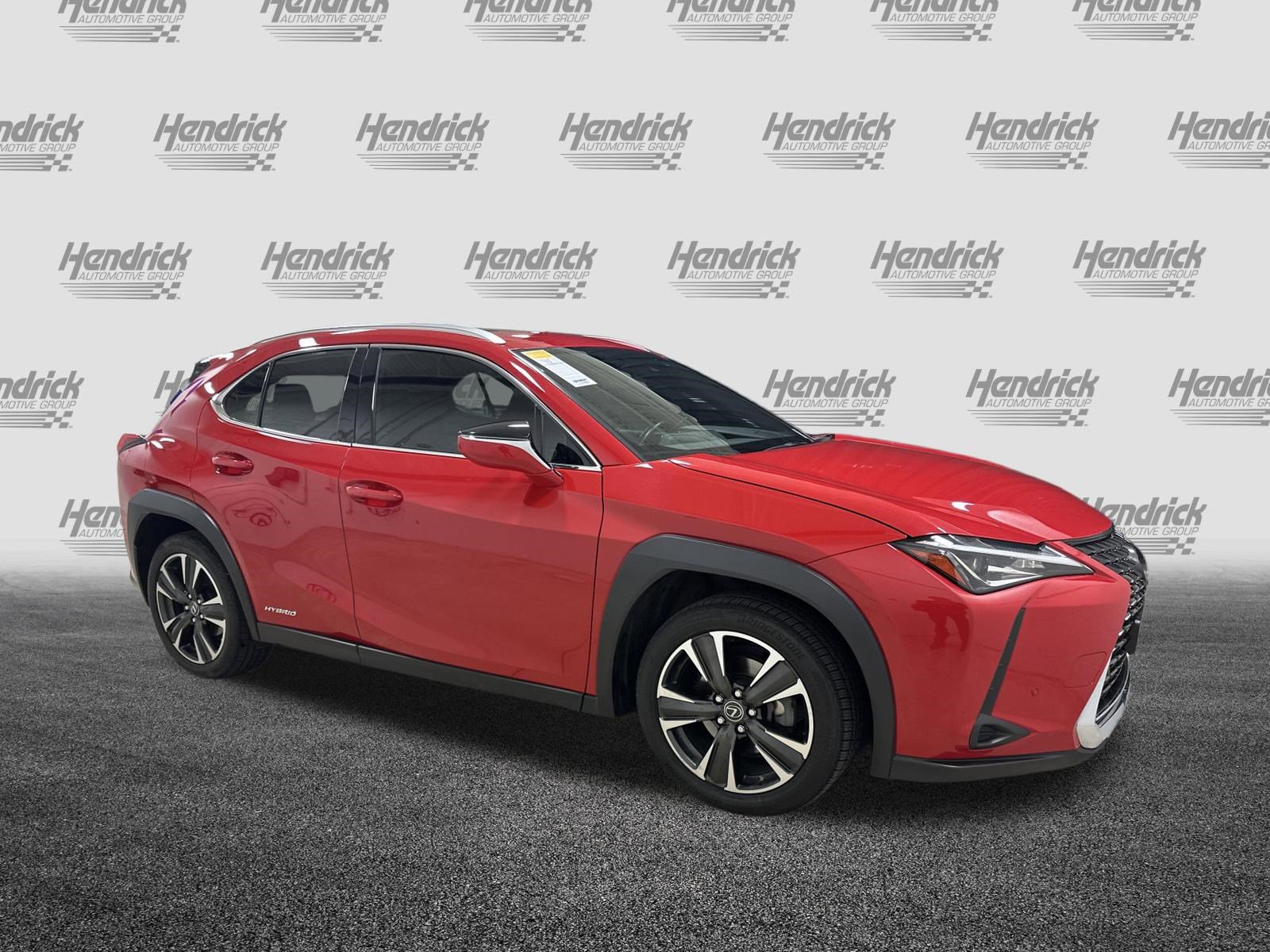Used 2019 Lexus UX 250h w/ Premium Package image 2