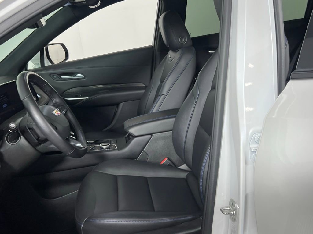 Used 2024 Cadillac XT4 Sport image 23