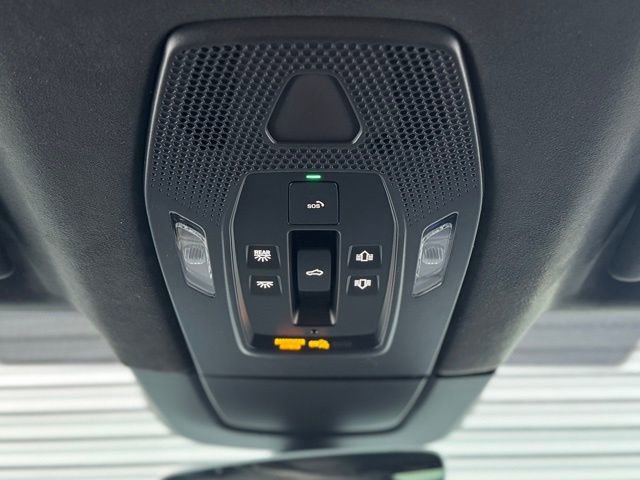 New 2025 Porsche Macan Turbo Electric image 31