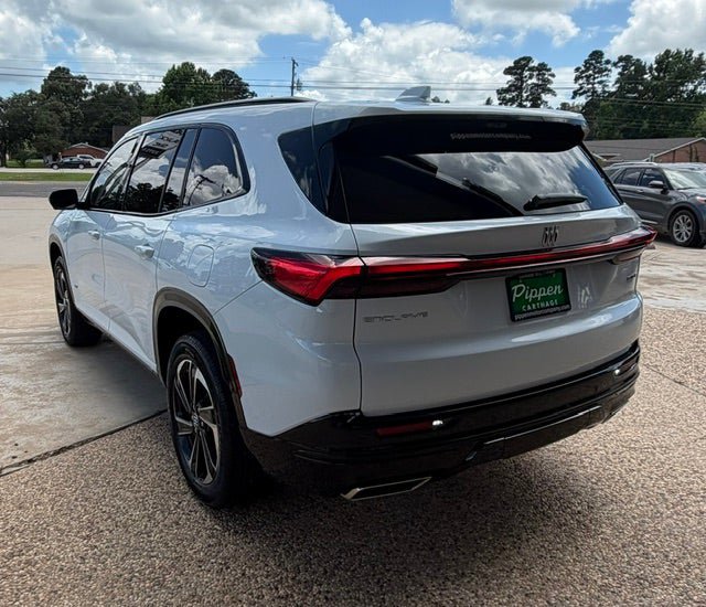 Used 2026 Buick Enclave Sport Touring w/ Power Package FWD image 6
