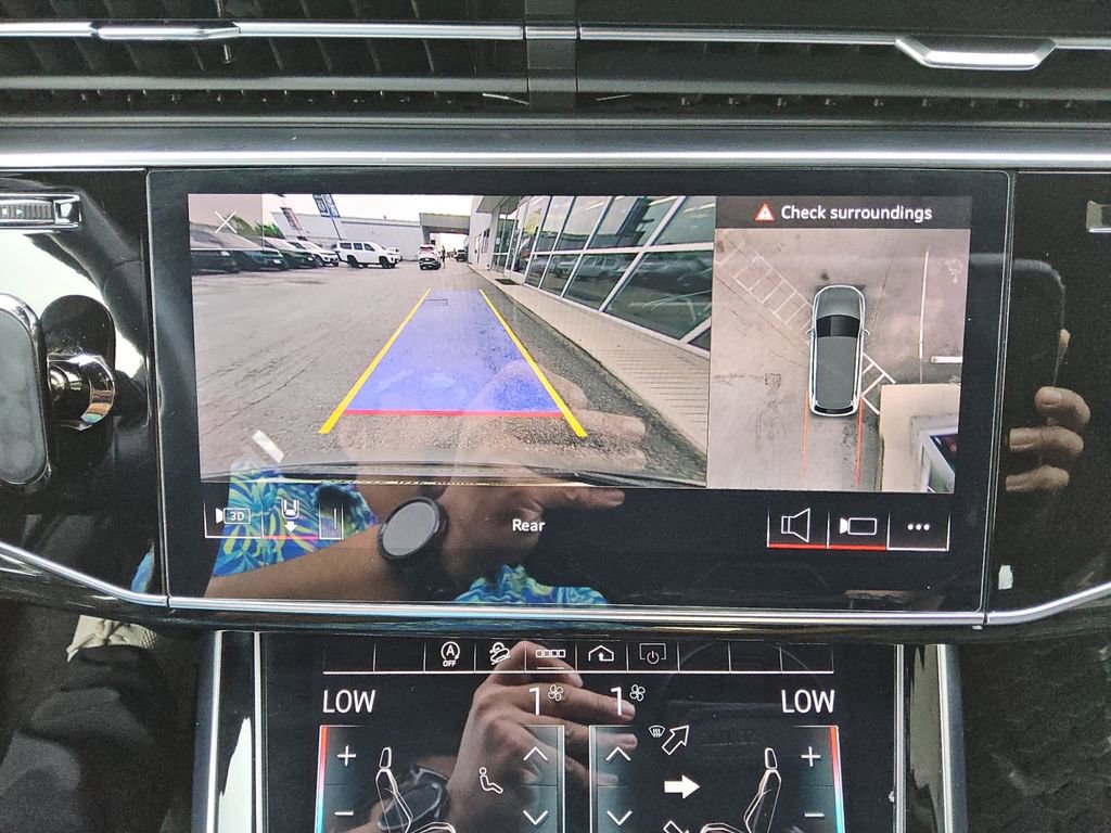 Used 2023 Audi Q7 3.0T Premium Plus image 20