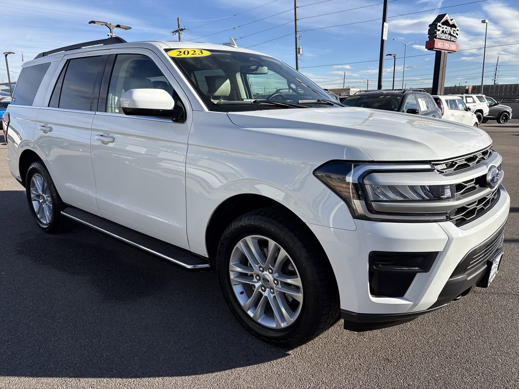 Used 2023 Ford Expedition XLT image 7