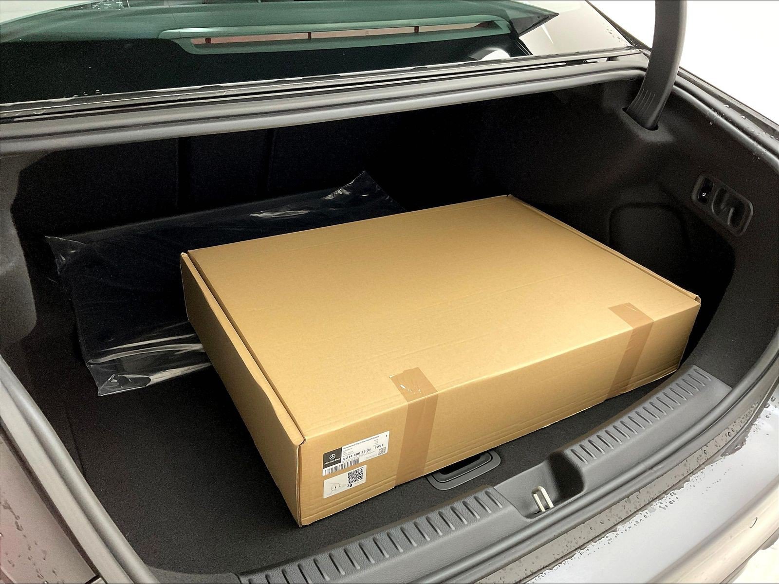 New 2026 Mercedes-Benz E 350 4MATIC Sedan image 21