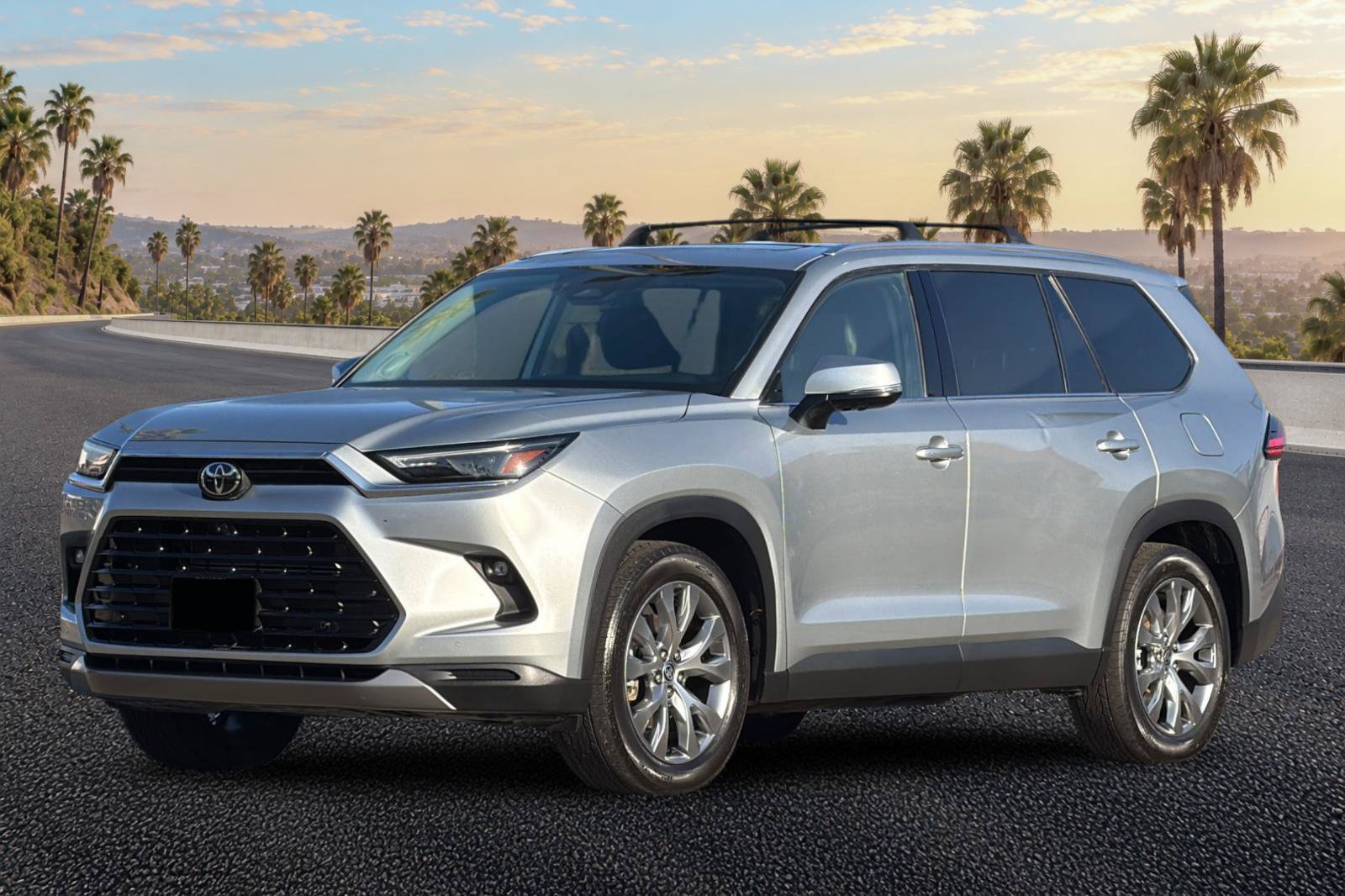 Used 2024 Toyota Grand Highlander AWD Hybrid image 12