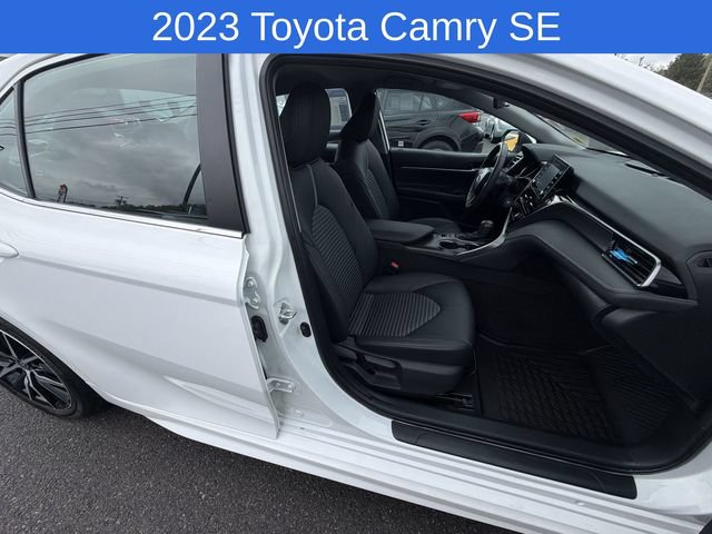 Used 2023 Toyota Camry SE AWD/4WD image 23