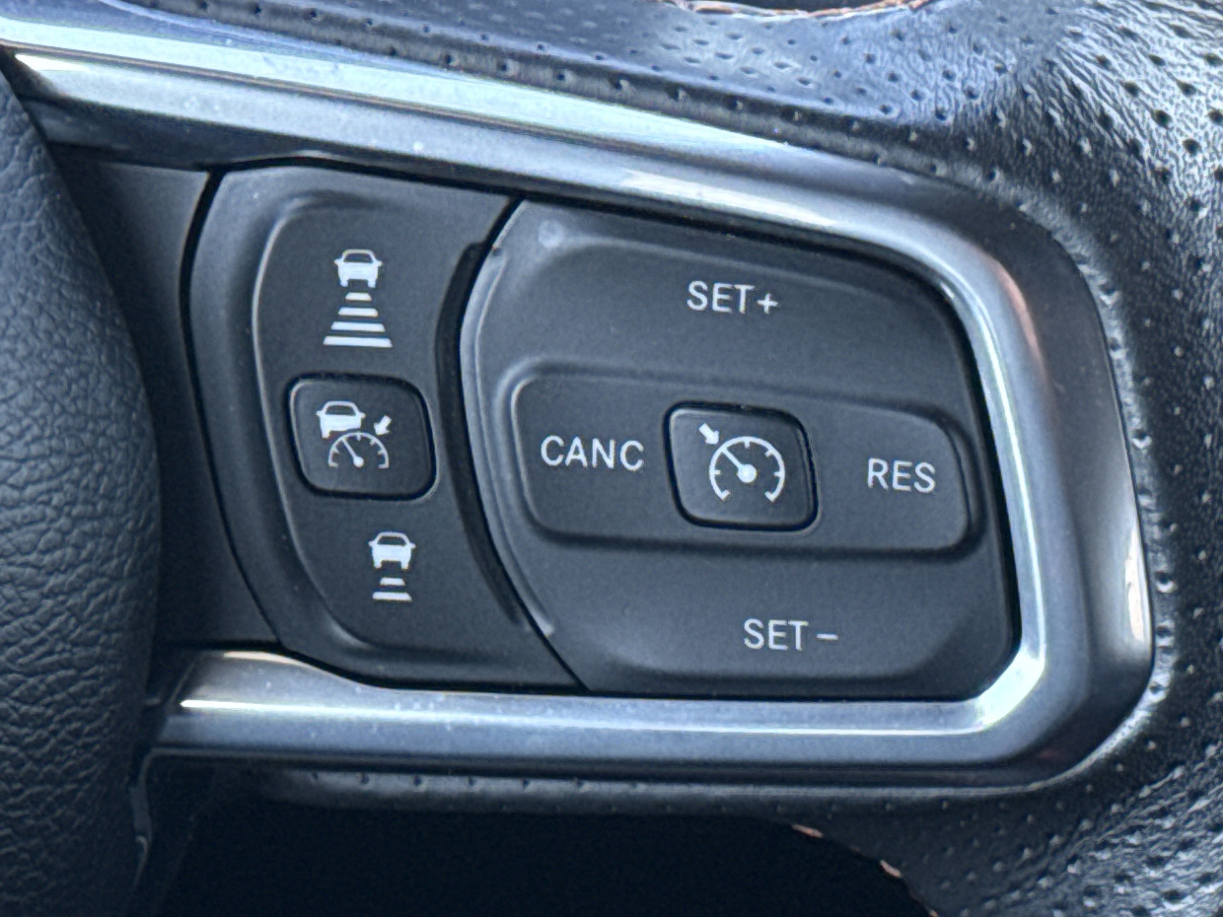 Used 2023 Jeep Wrangler Rubicon 392 w/ Xtreme Recon 35" Tire Package image 29