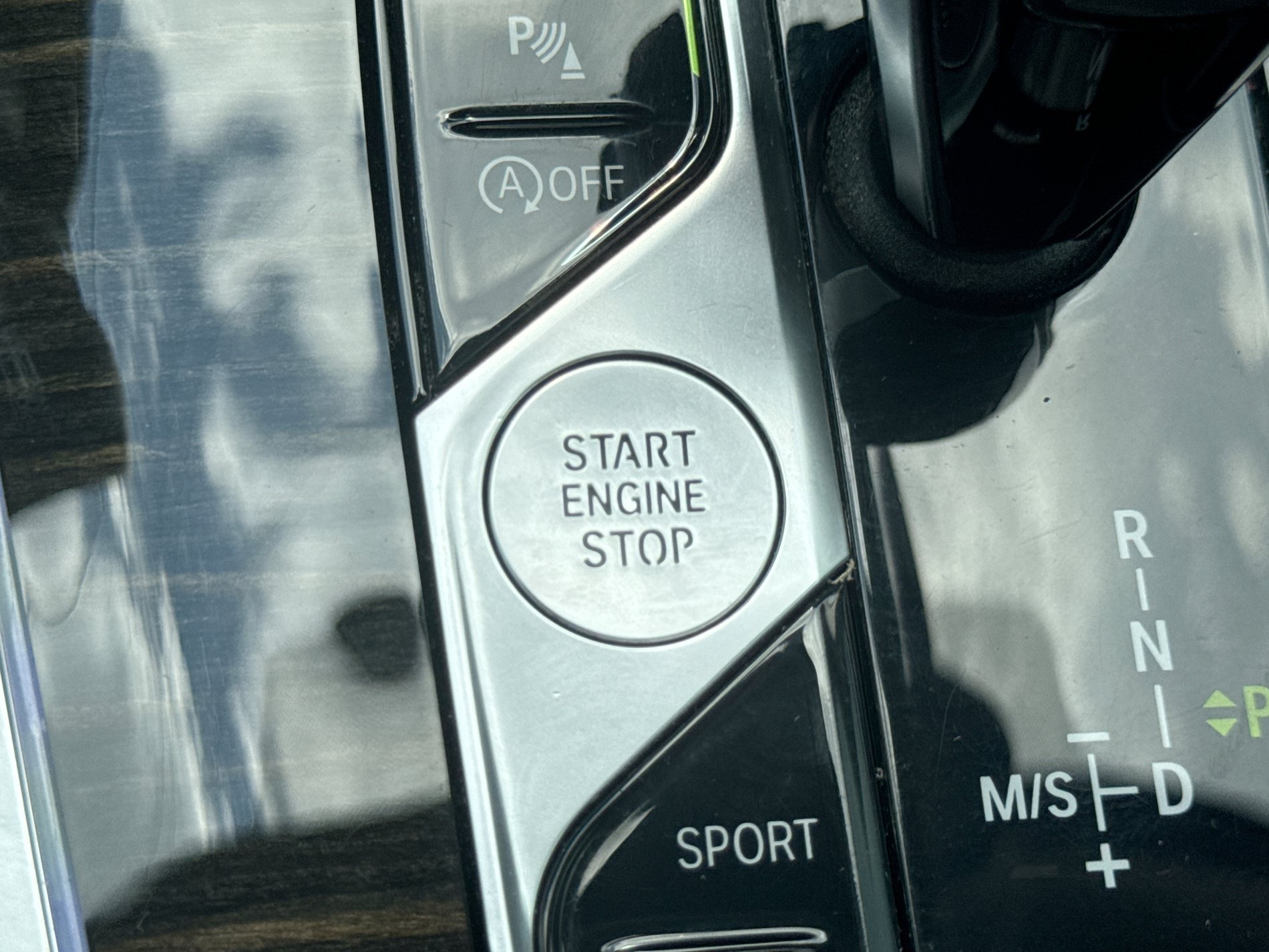Used 2020 BMW X7 xDrive40i w/ Luxury Seating Package AWD/4WD image 29