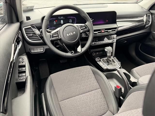 New 2026 Kia Seltos S AWD/4WD image 8