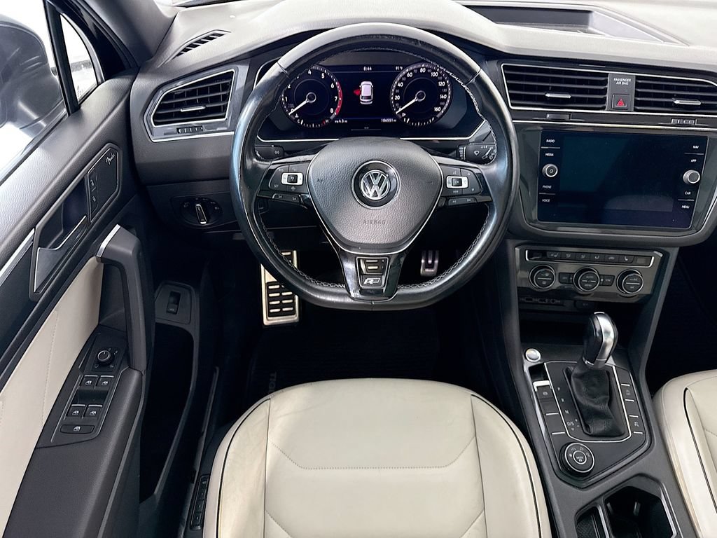 Used 2019 Volkswagen Tiguan SEL Premium R-Line w/ 3rd Row Seat Package AWD/4WD image 10