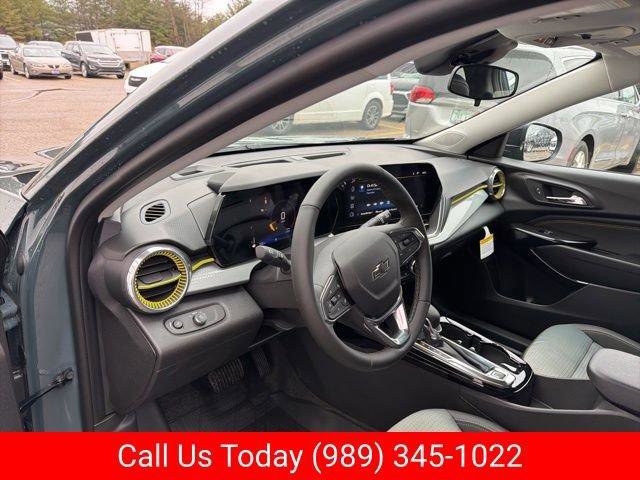 New 2026 Chevrolet Trax LT w/ Midnight Edition image 13