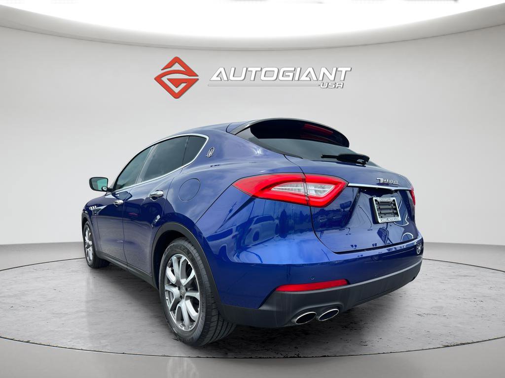 Used 2017 Maserati Levante image 5