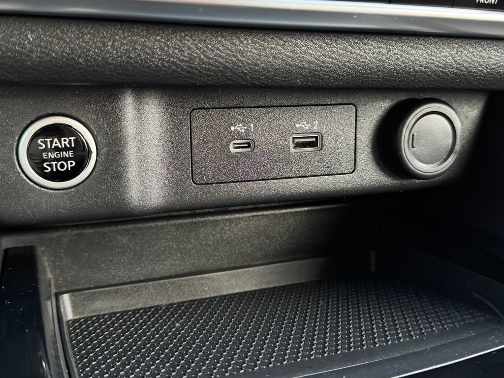 Used 2021 Nissan Rogue SL AWD/4WD image 25