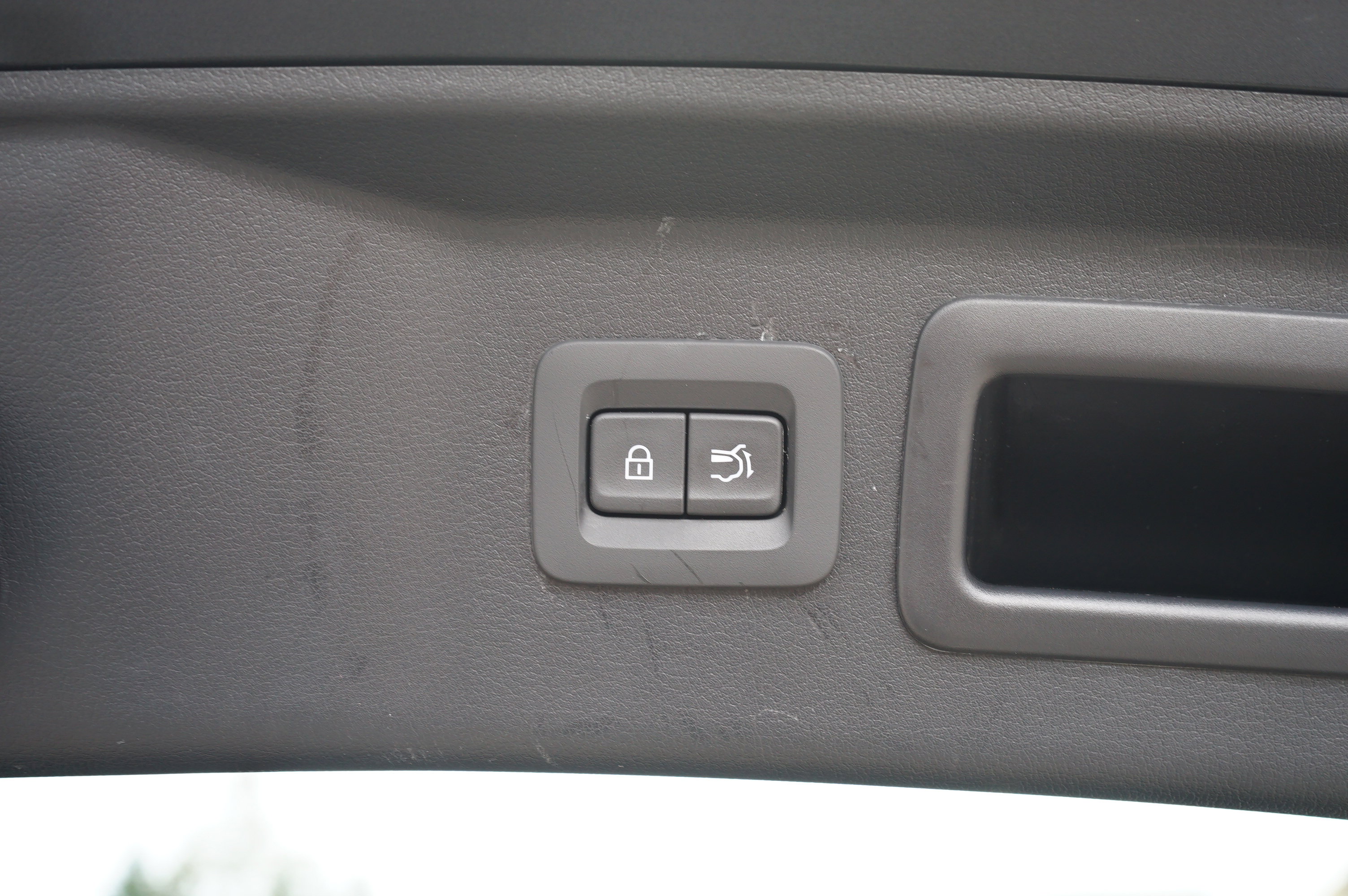 Used 2025 MAZDA CX-90 3.3 Turbo w/ Preferred Package image 31