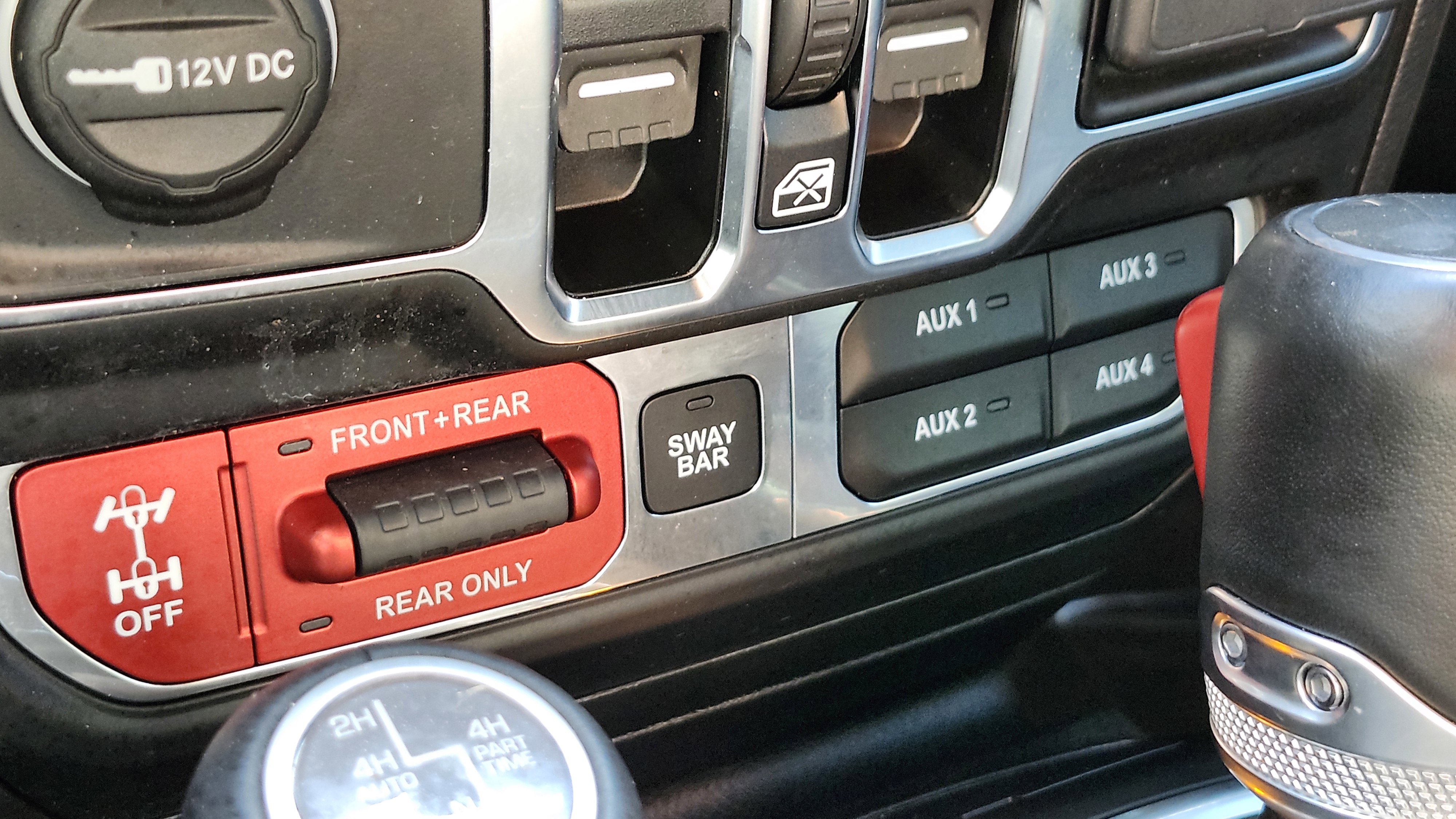 Used 2023 Jeep Wrangler Unlimited Rubicon 4xe w/ Cold Weather Group image 32