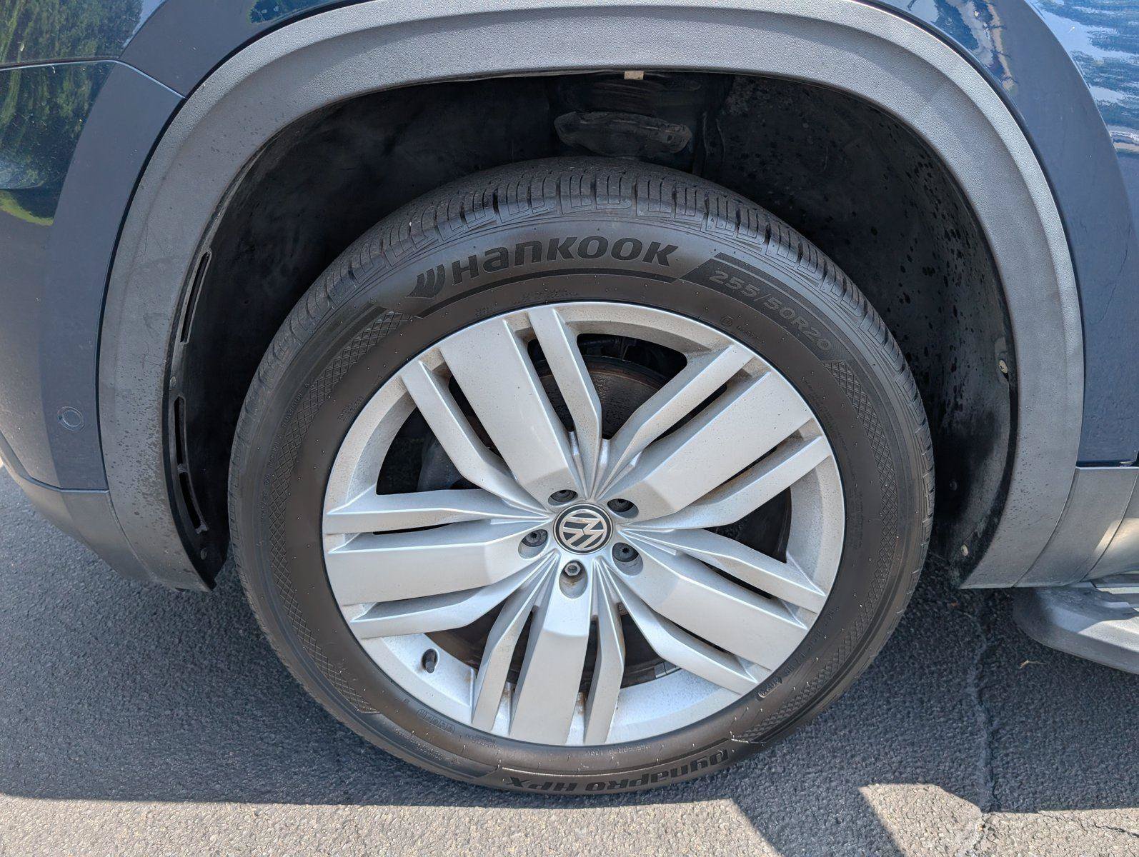 Used 2018 Volkswagen Atlas SEL Premium AWD/4WD image 9