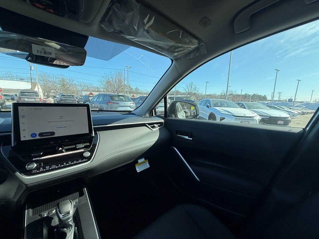 New 2026 Toyota Corolla Cross XLE w/ Convenience Package image 7