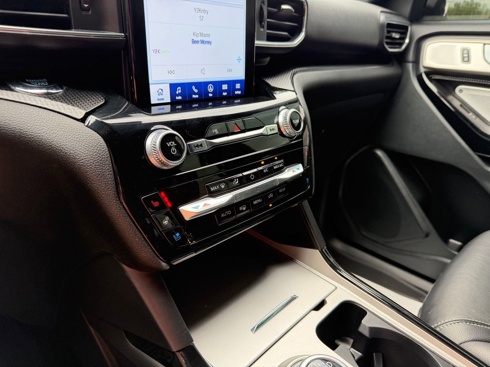 Used 2024 Ford Explorer ST w/ Equipment Group 401A image 20