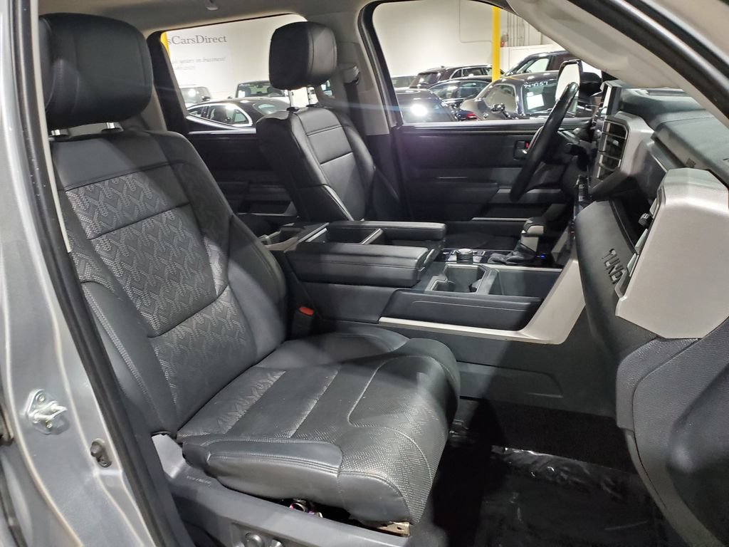 Used 2022 Toyota Tundra SR5 w/ Advanced Technology Package AWD/4WD image 14
