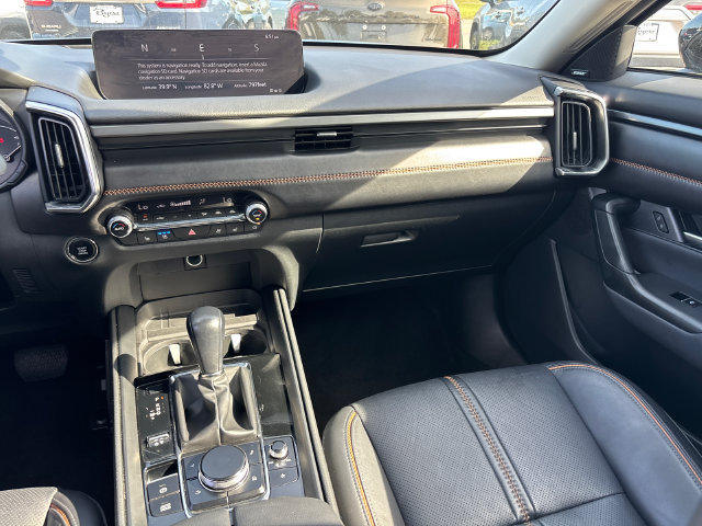 Used 2025 MAZDA CX-50 AWD 2.5 S w/ Premium Plus Pkg image 13