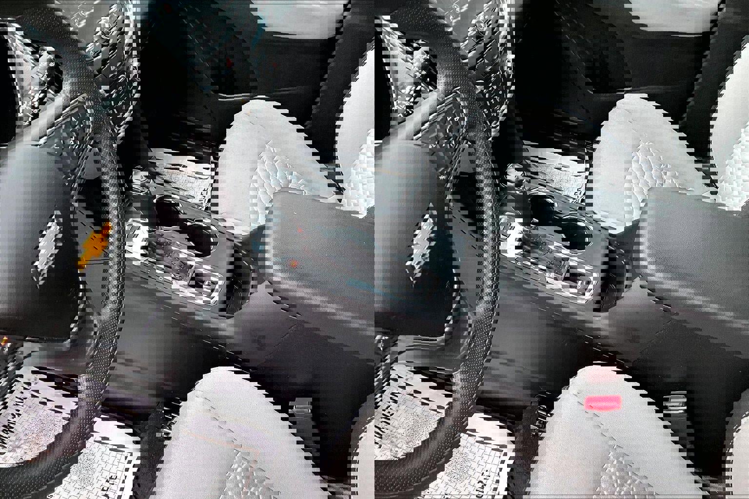 Used 2021 Chevrolet Equinox LS w/ LS Convenience Package image 16