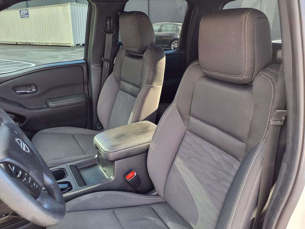 Used 2023 Nissan Frontier SV w/ Midnight Edition Package image 14
