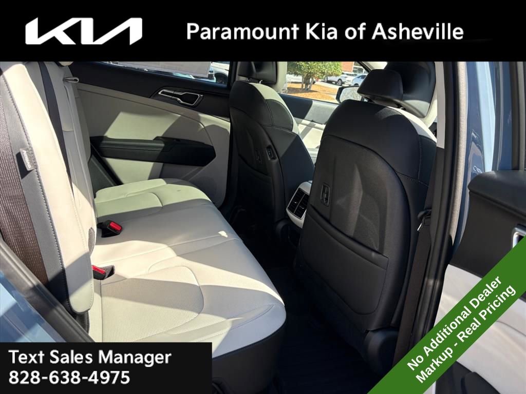 New 2026 Kia Sportage EX image 22