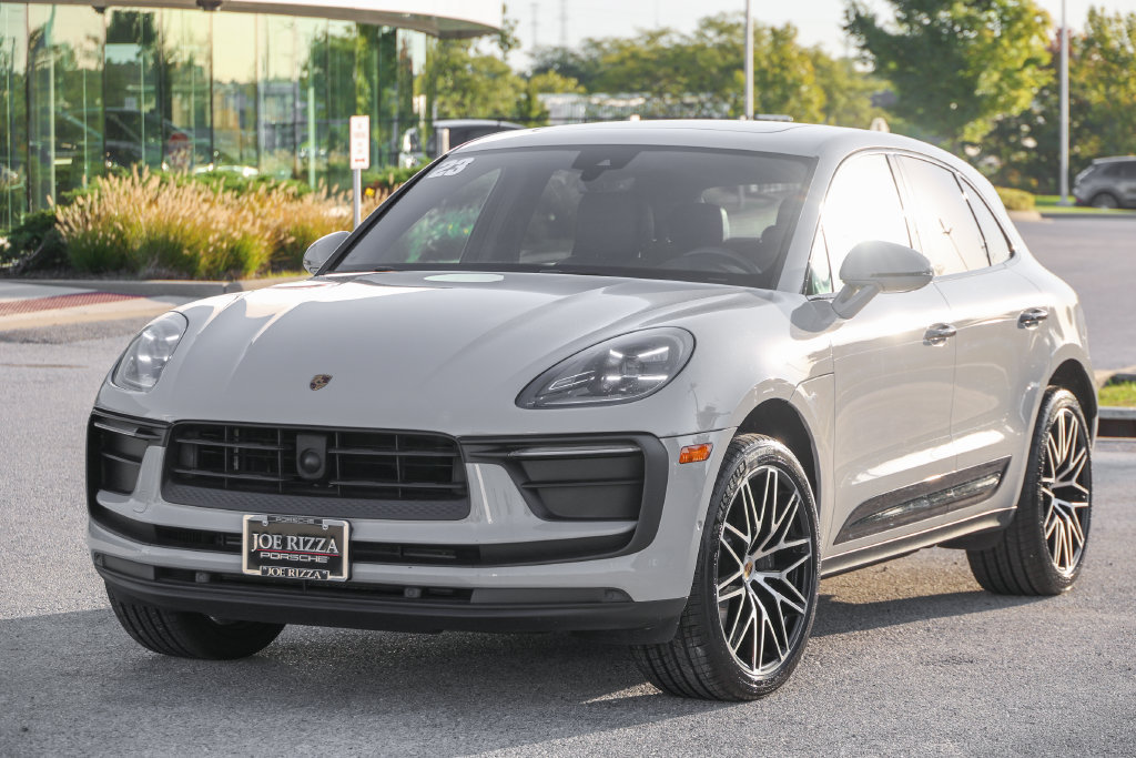Certified 2023 Porsche Macan Turbo AWD/4WD image 10