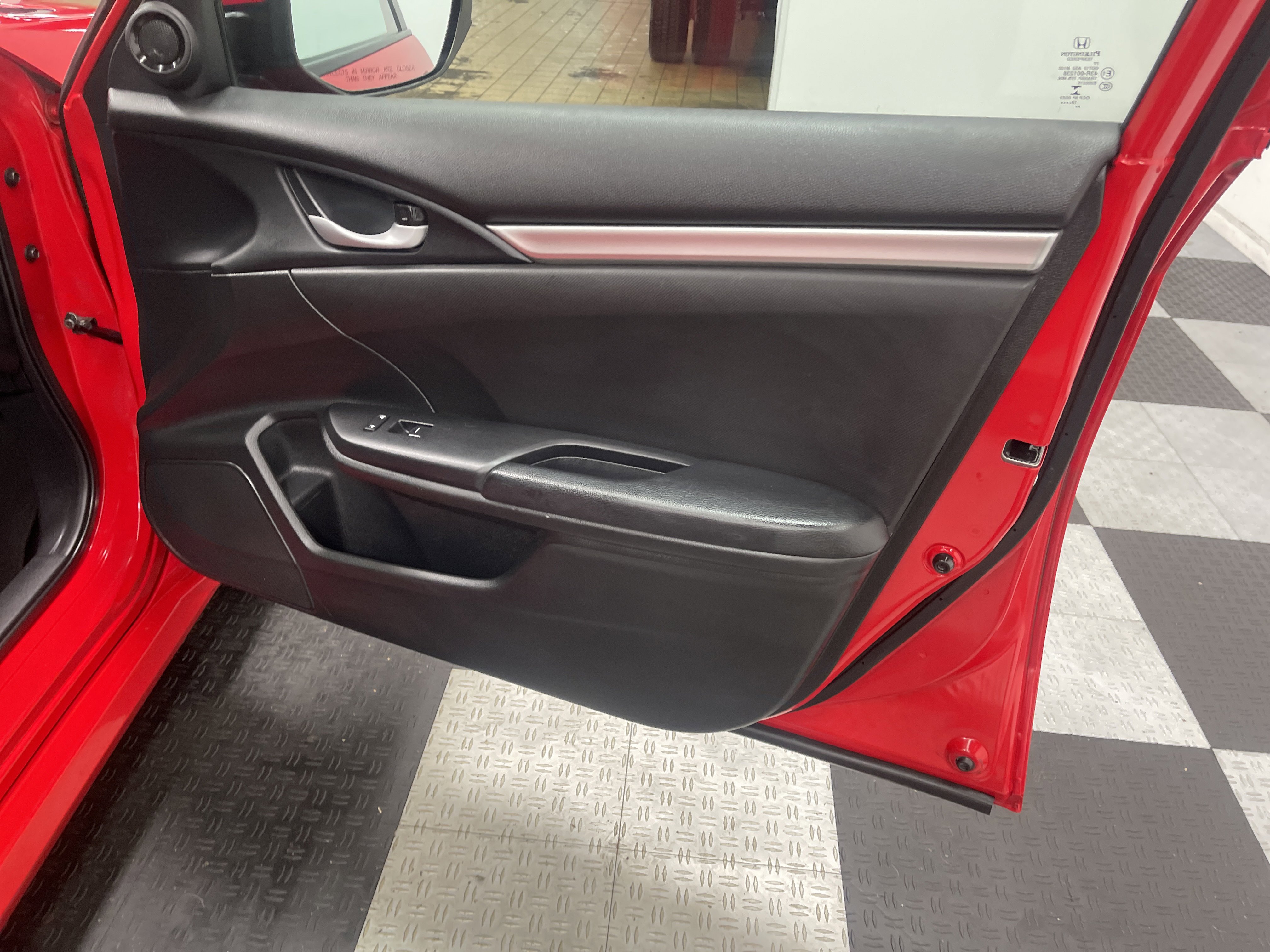 Used 2020 Honda Civic Sport image 23