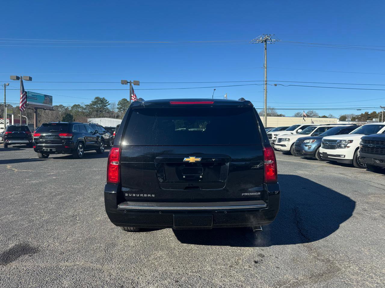 Used 2019 Chevrolet Suburban Premier w/ Premier Plus Edition image 4