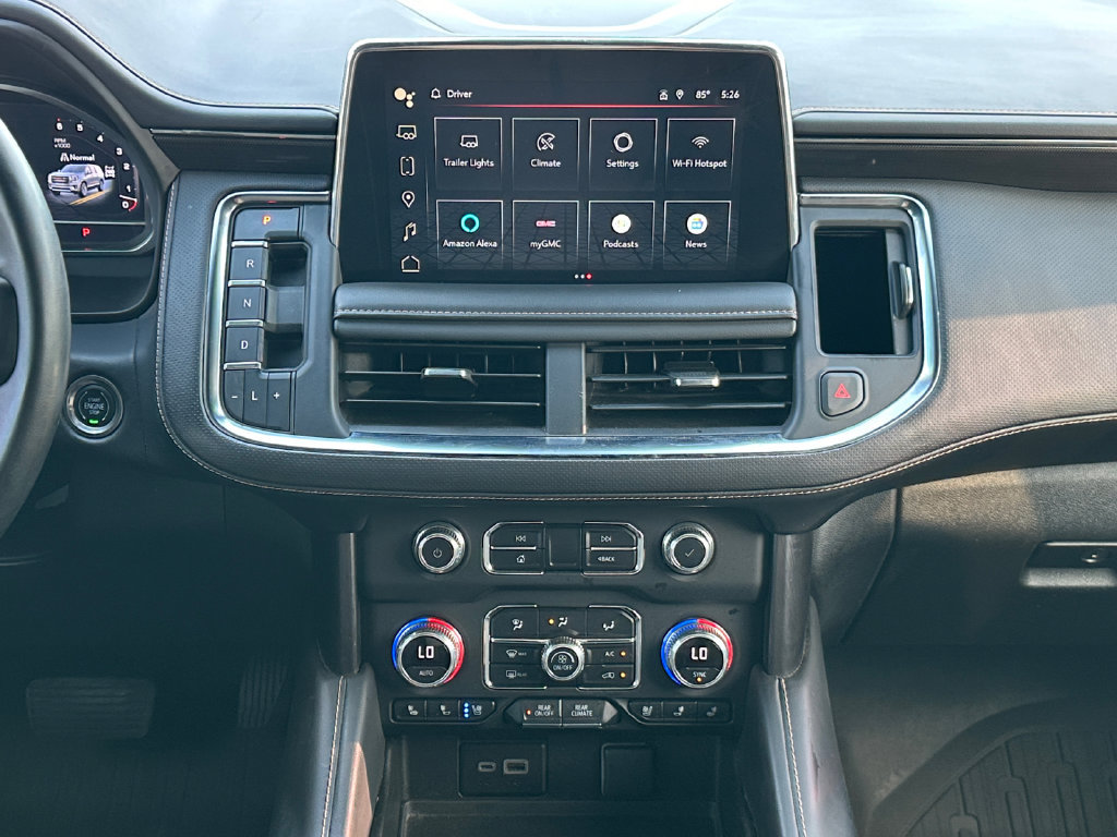 Used 2023 GMC Yukon AT4 w/ AT4 Premium Package AWD/4WD image 11