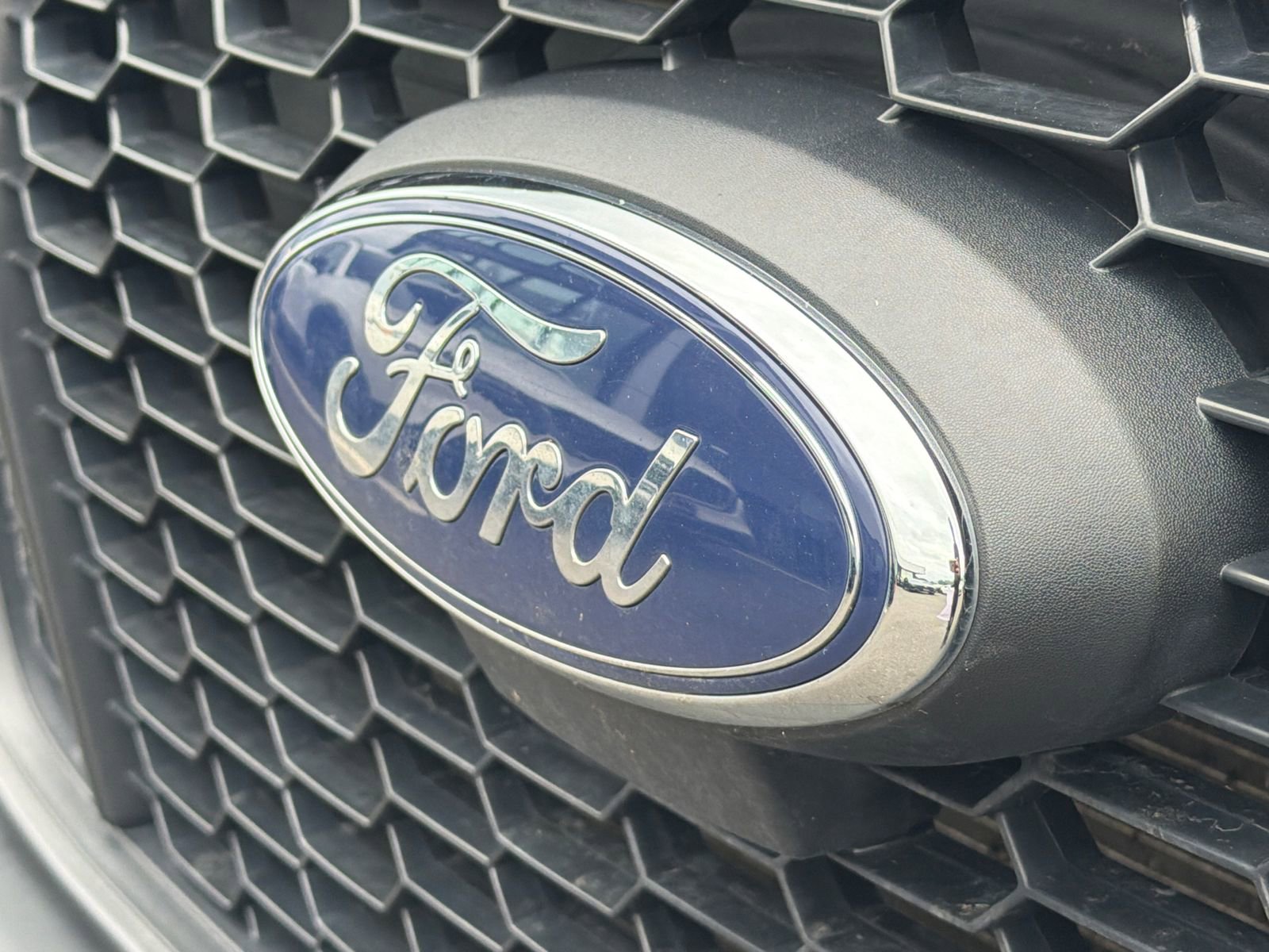 Used 2024 Ford Transit 250 148 Medium Roof RWD image 15